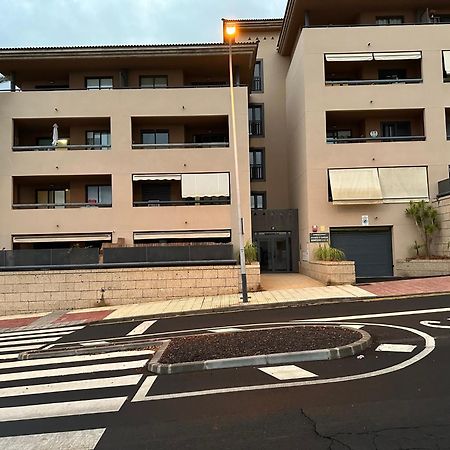 2 Bedroom With Parking, Wifi, Views & Heated Pool Playa Paraiso  Exteriör bild