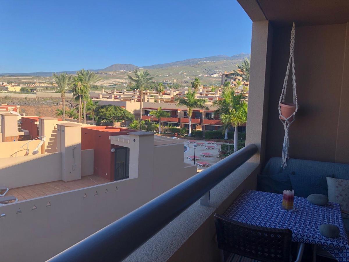 2 Bedroom With Parking, Wifi, Views & Heated Pool Playa Paraiso  Exteriör bild